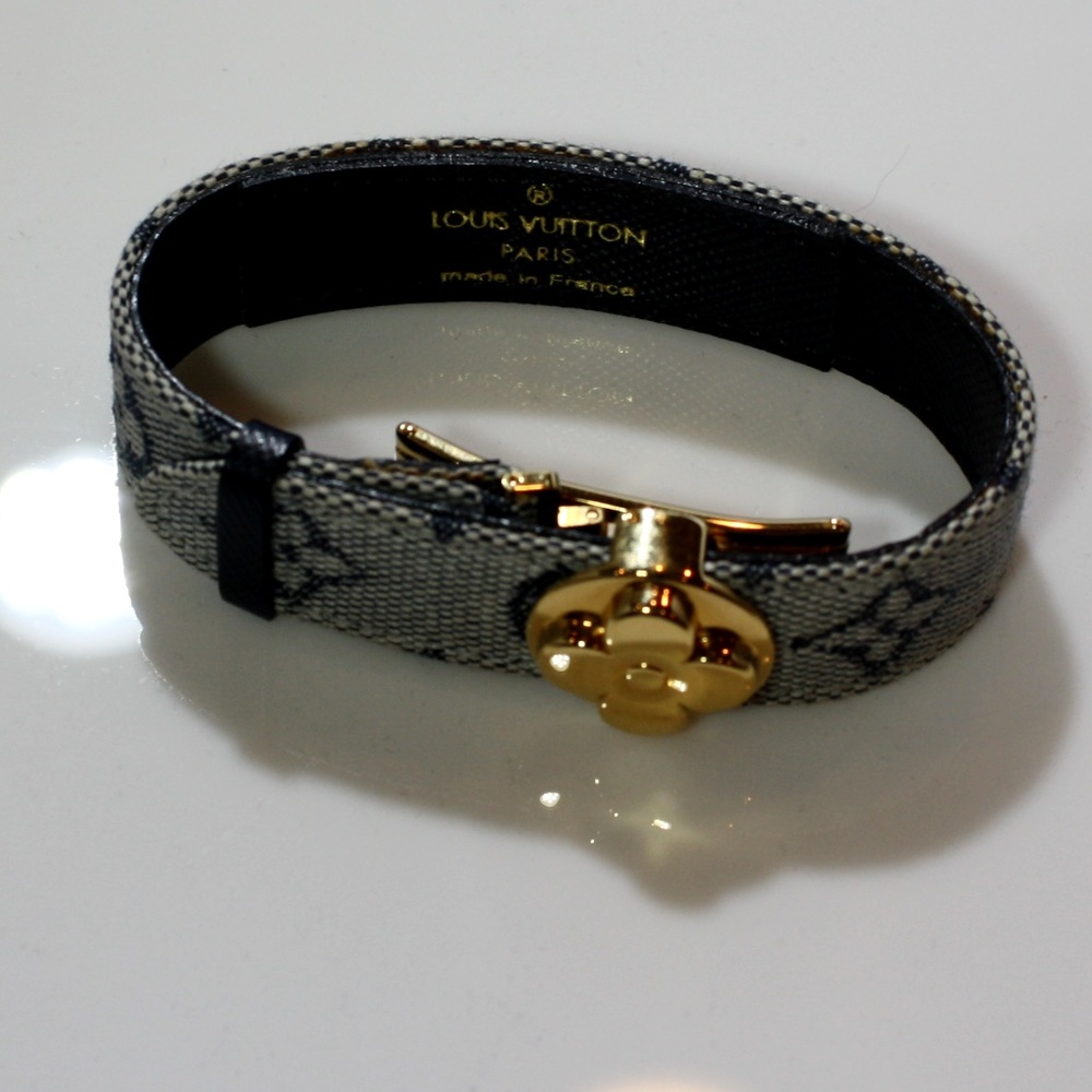 Pre-owned Louis Vuitton Bracelet. Authentic